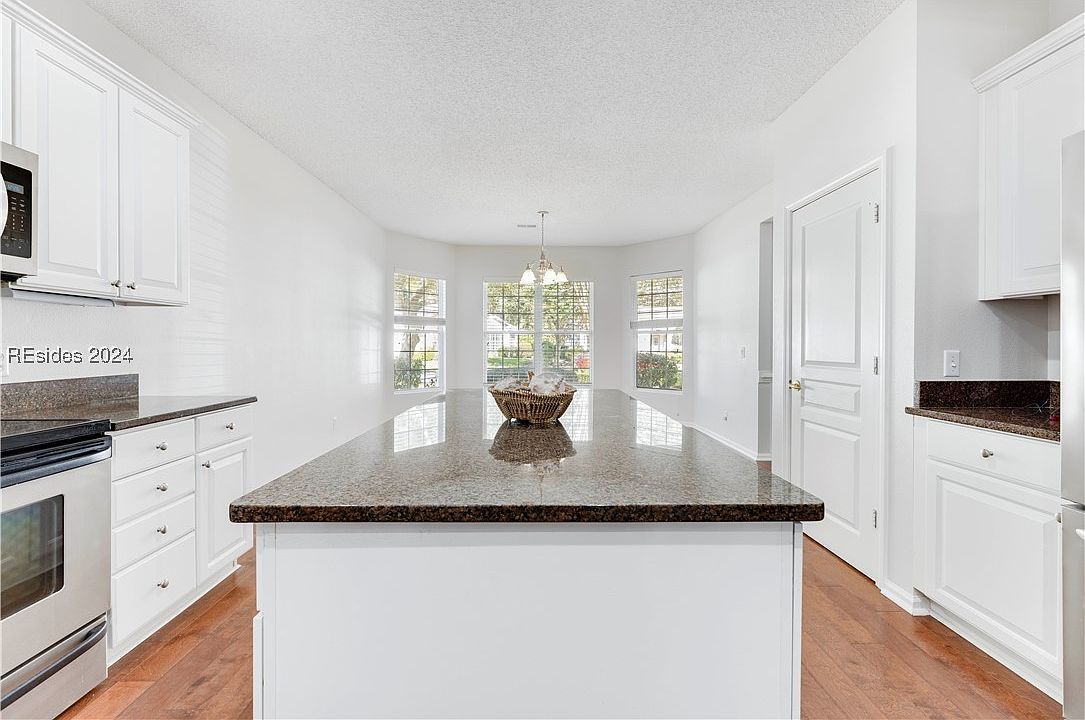 184 Hampton Cir Bluffton, SC 29909 - Thumbnail 3