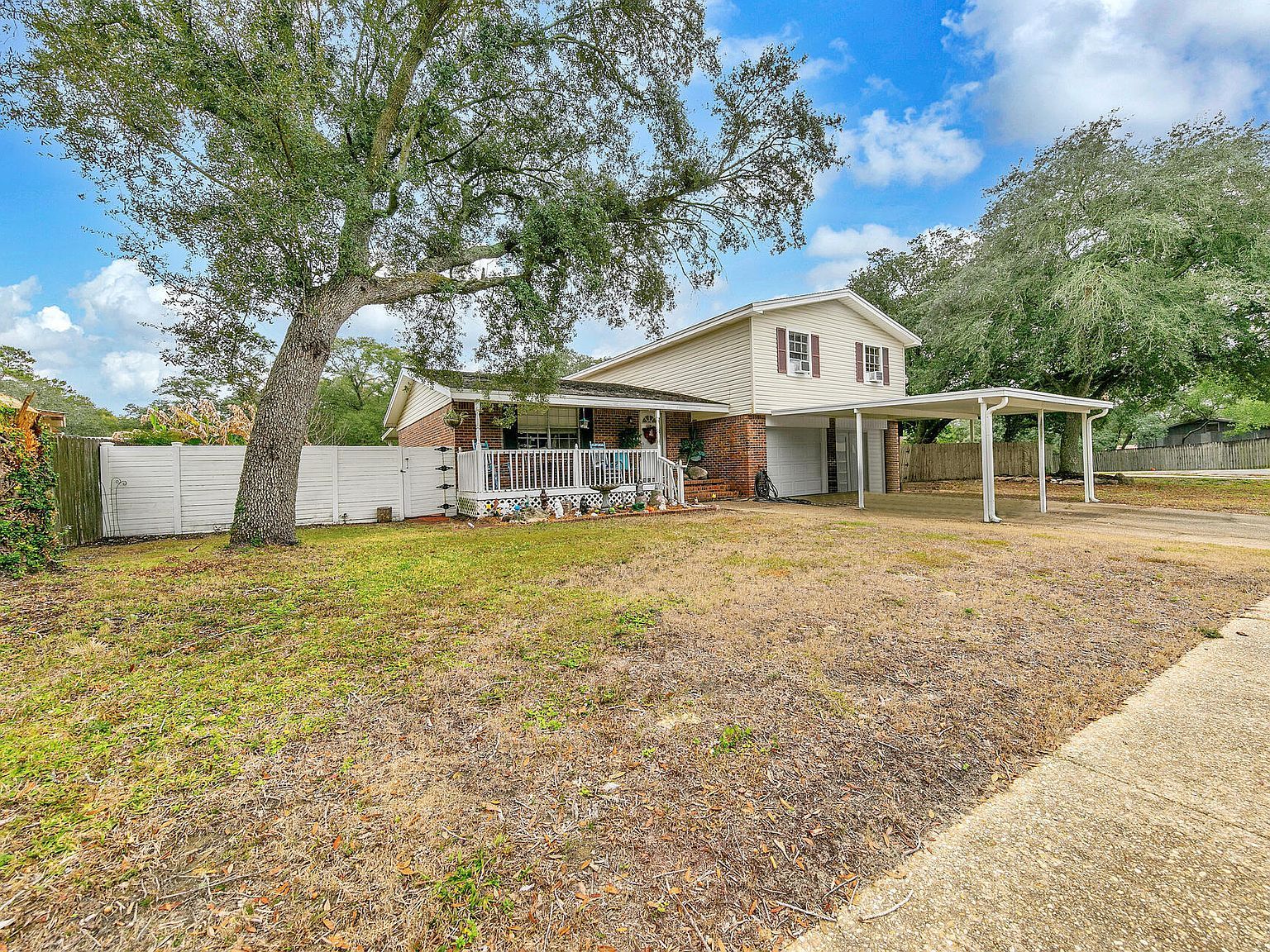701 Trowbridge Ave Fort Walton Beach, FL 32547 - Thumbnail 3
