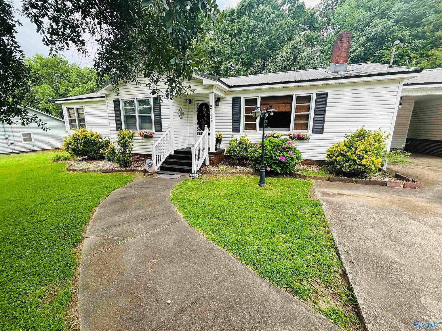 2016 Noccalula Rd Gadsden, AL 35904 - Thumbnail 3
