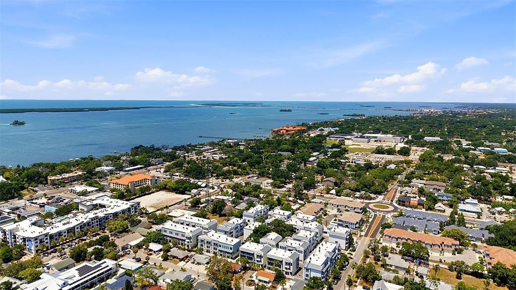 946 Highland Ave Unit 16 Dunedin, FL 34698 - Thumbnail 3