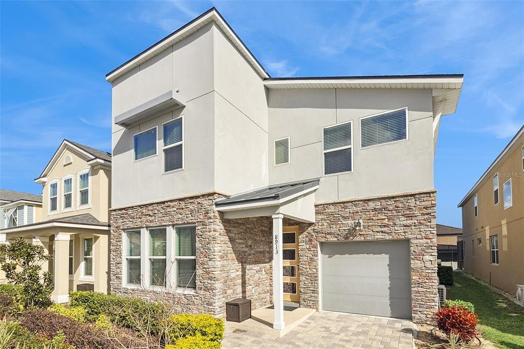 8913 Coconut Breeze Dr Kissimmee, FL 34747 - Thumbnail 3