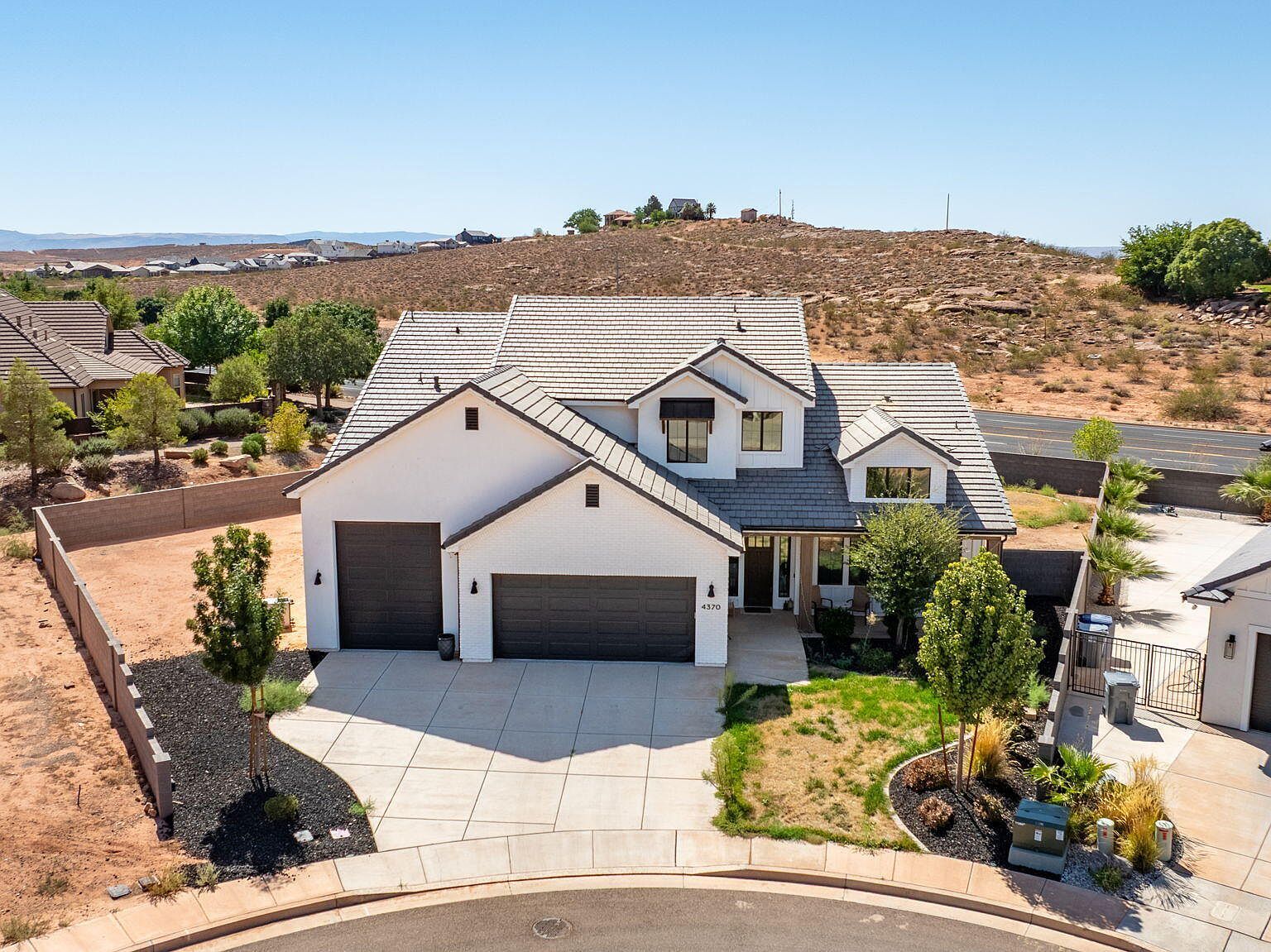 4370 S Secretariat Dr Washington, UT 84780 - Thumbnail 3