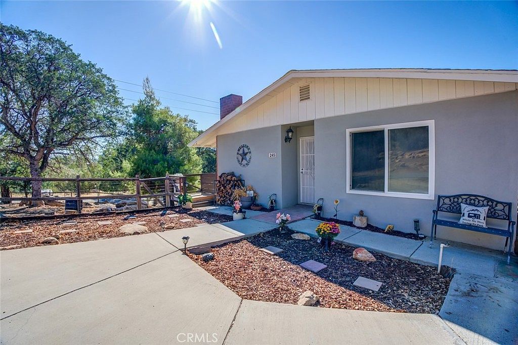 245 Mountain Shadow Rd Wofford Heights, CA 93285 - Thumbnail 3