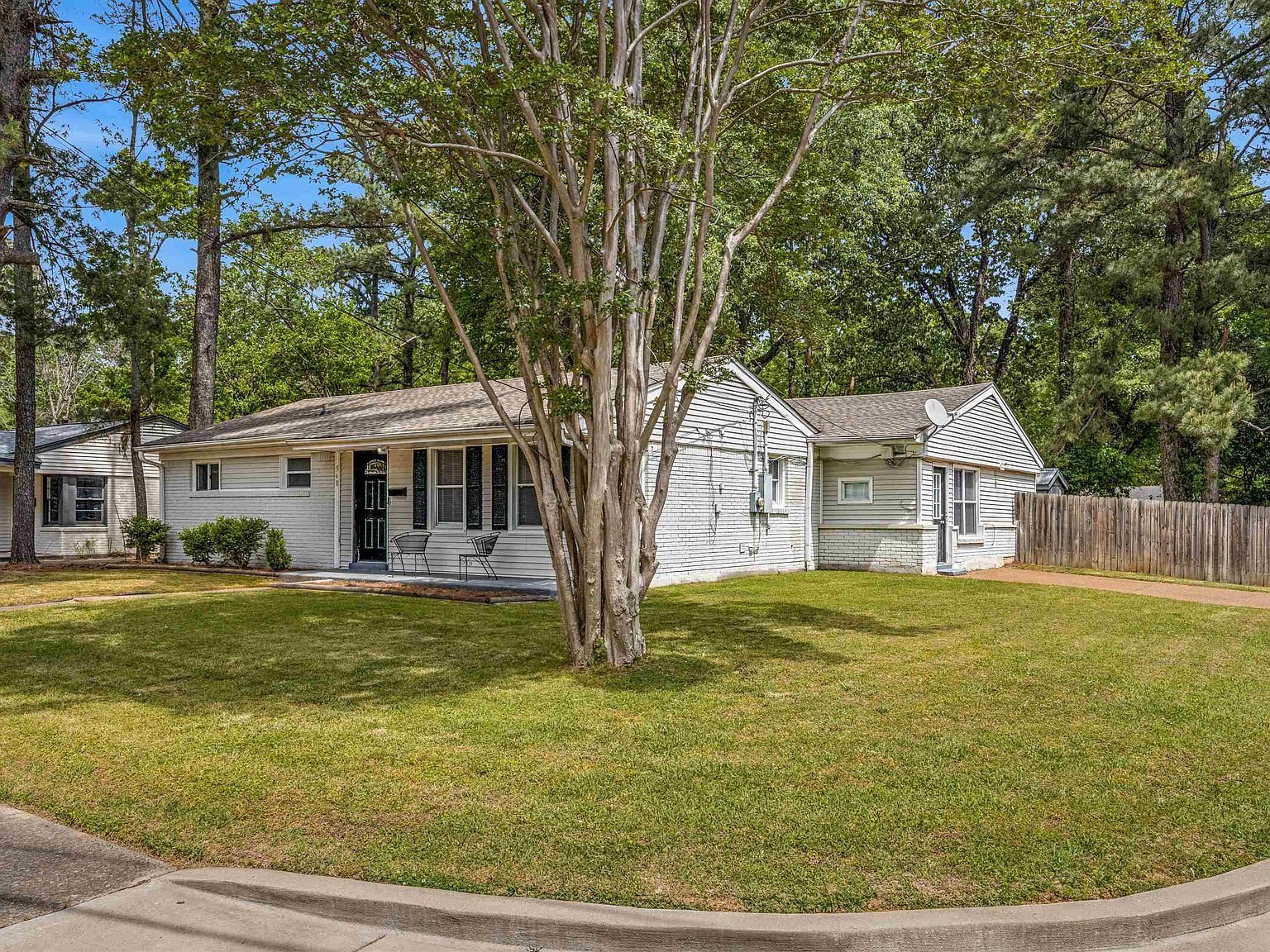 548 Herzl St Memphis, TN 38117 - Thumbnail 3