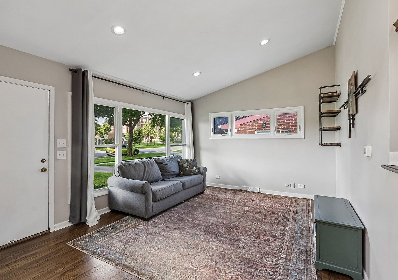 125 S Greeley St Palatine, IL 60067 - Thumbnail 3