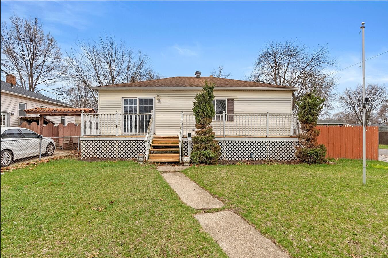 401 Tyler Ave Hobart, IN 46342 - Thumbnail 3