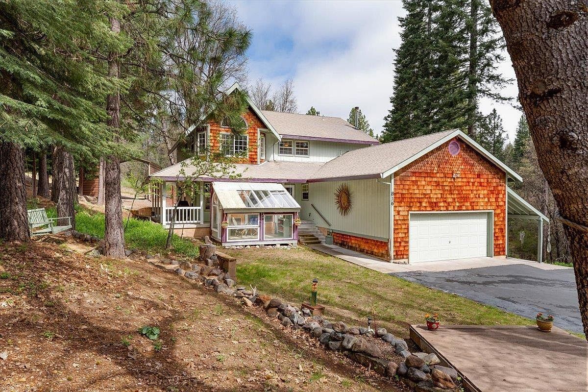 816 Quail Ct McCloud, CA 96057 - Thumbnail 3