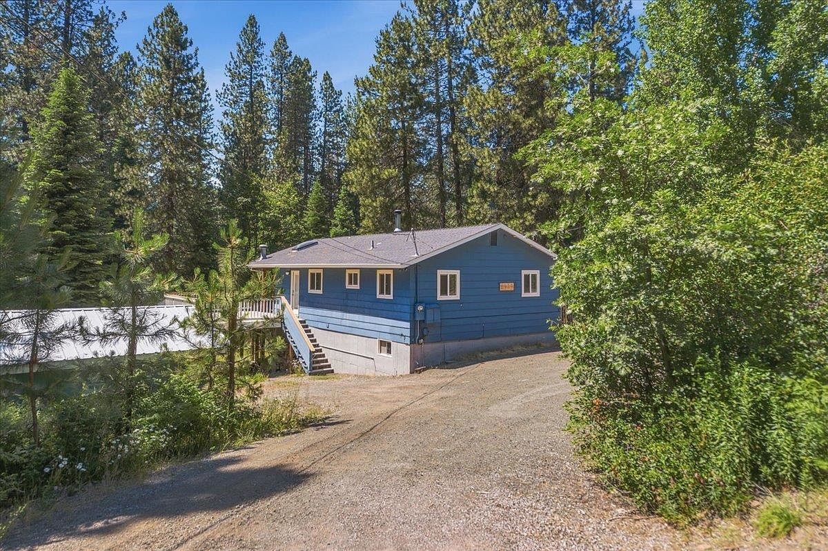 2939 Squaw Valley Rd McCloud, CA 96057 - Thumbnail 3