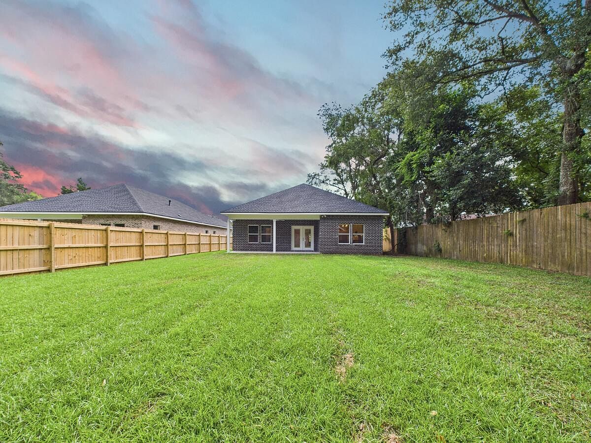 1470 Cypress St Niceville, FL 32578 - Thumbnail 3