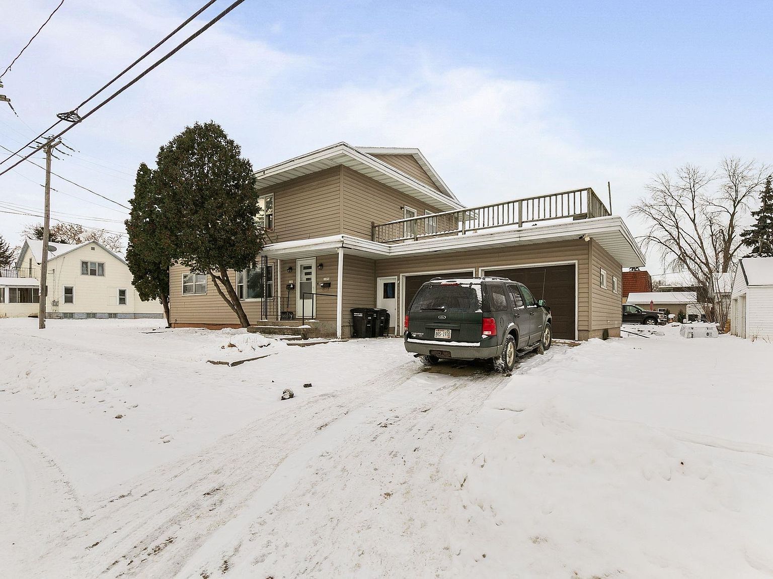 1105 Jefferson St Oshkosh, WI 54901 - Thumbnail 3