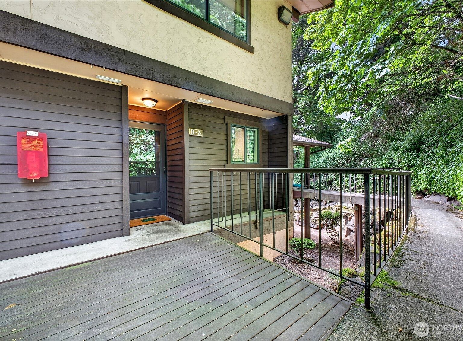 140 Summit Ave N Unit B-5 Kent, WA 98030 - Thumbnail 3