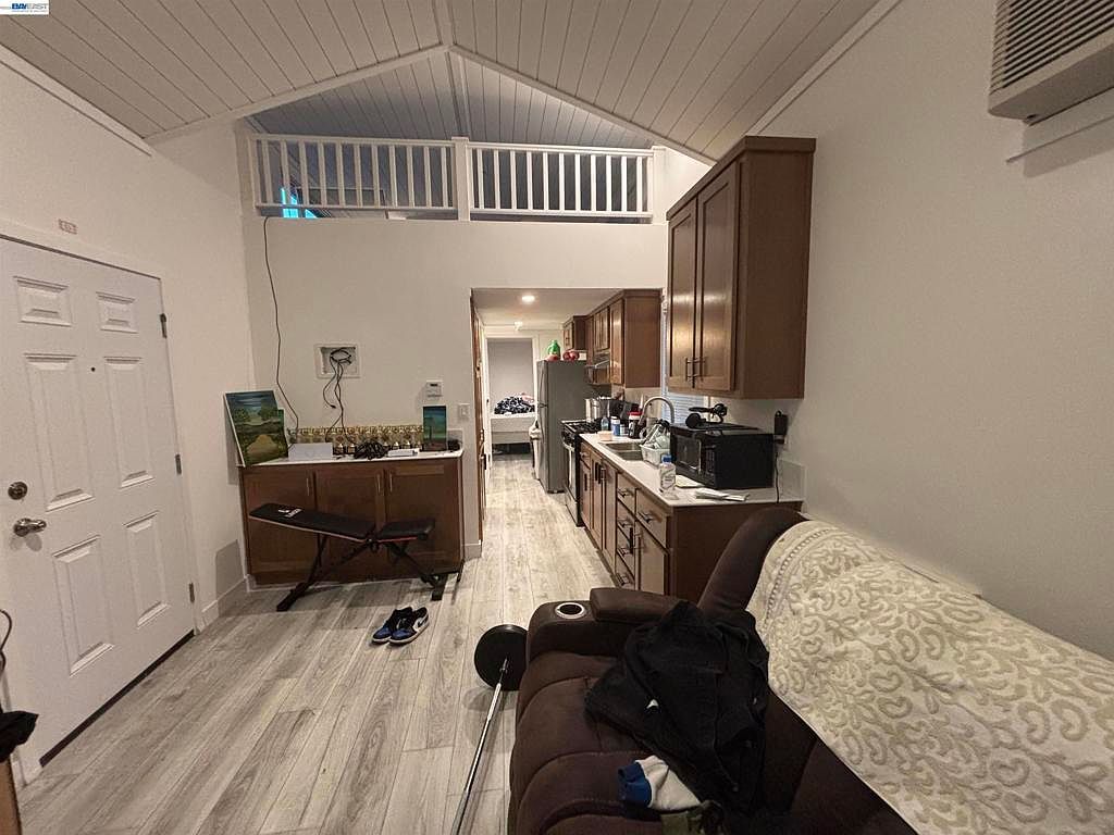5878 Garlic Farm Dr Gilroy, CA 95020 - Thumbnail 3