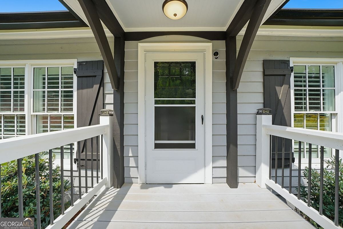 364 Holly St Canton, GA 30114 - Thumbnail 3