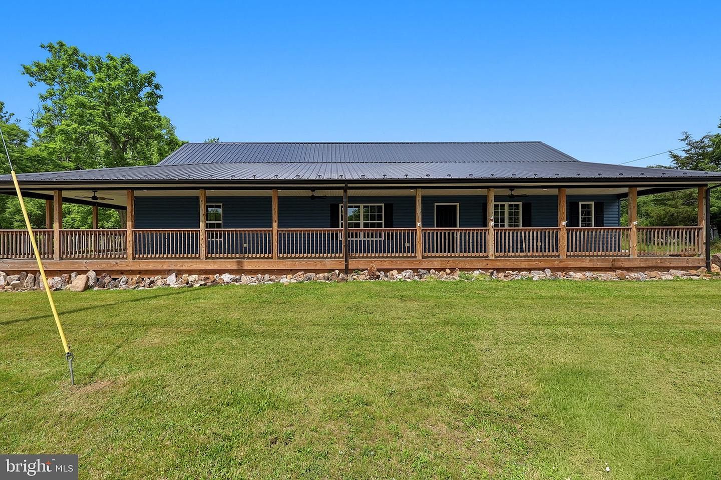 8757 Hedgesville Rd Hedgesville, WV 25427 - Thumbnail 3