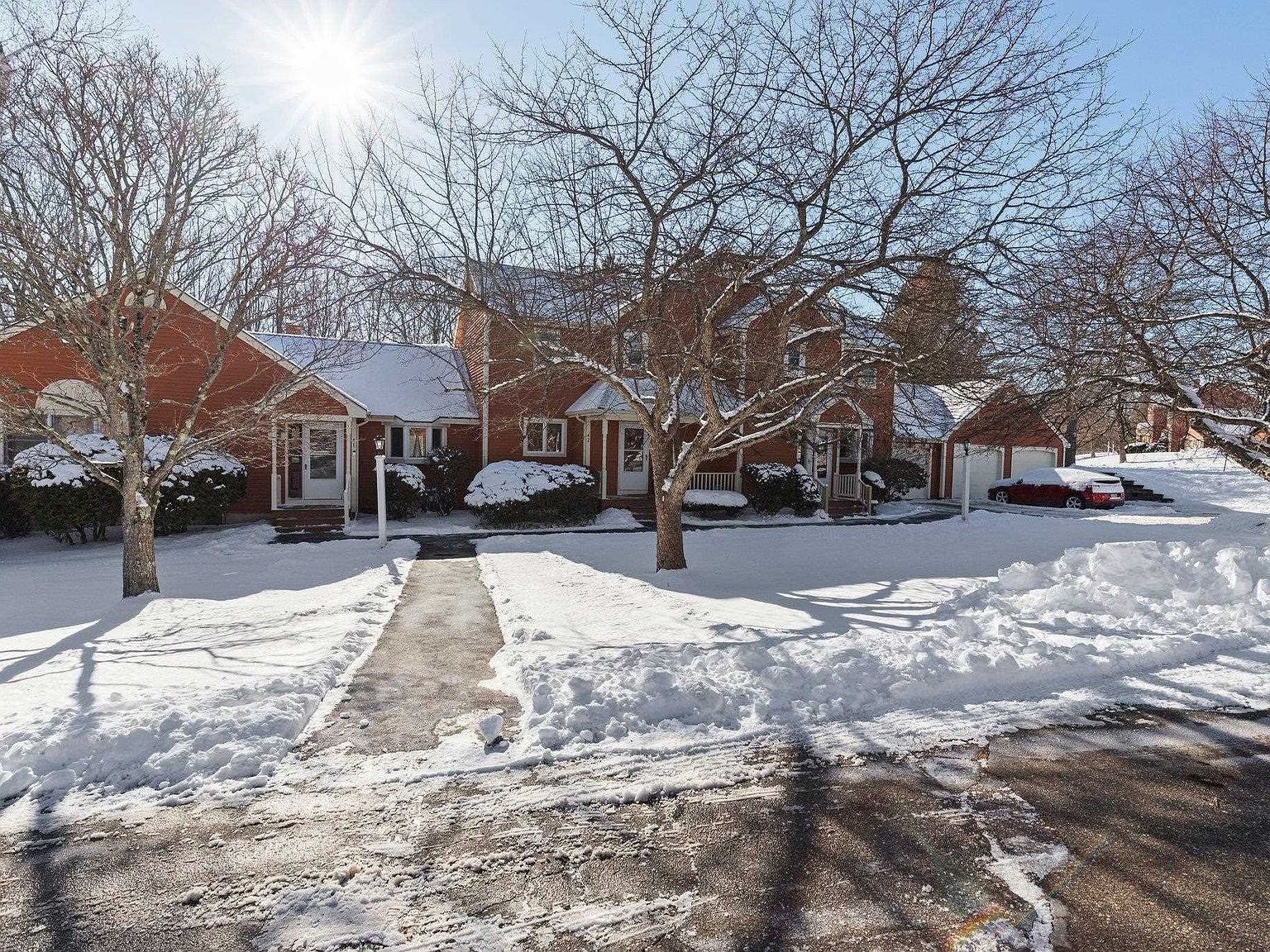 42 Katie Ln Dover, NH 03820 - Thumbnail 3