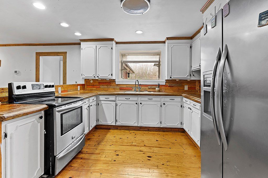 305 Forest Ln Belton, SC 29627 - Thumbnail 3