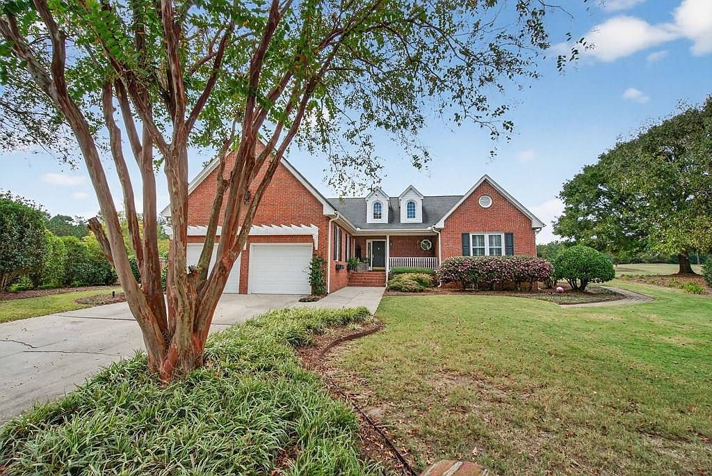 128 Country Club Dr Greenwood, SC 29646 - Thumbnail 3