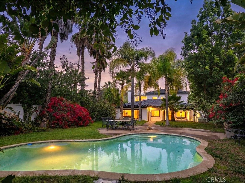 5157 Avenida Oriente Tarzana, CA 91356 - Thumbnail 3
