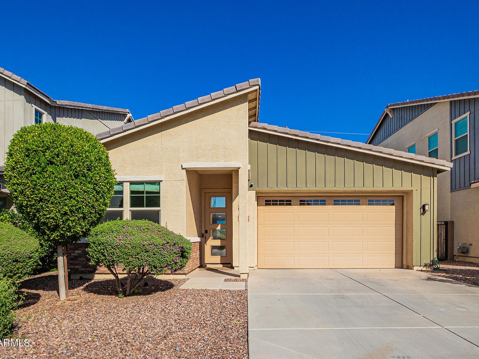 2060 E Wisteria Dr Chandler, AZ 85286 - Thumbnail 3