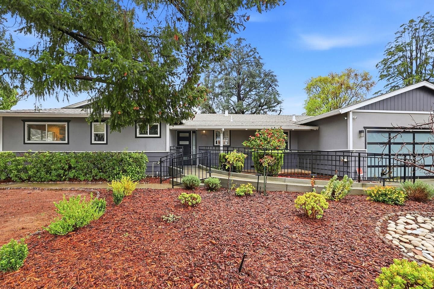 18762 Casa Blanca Ln Saratoga, CA 95070 - Thumbnail 3