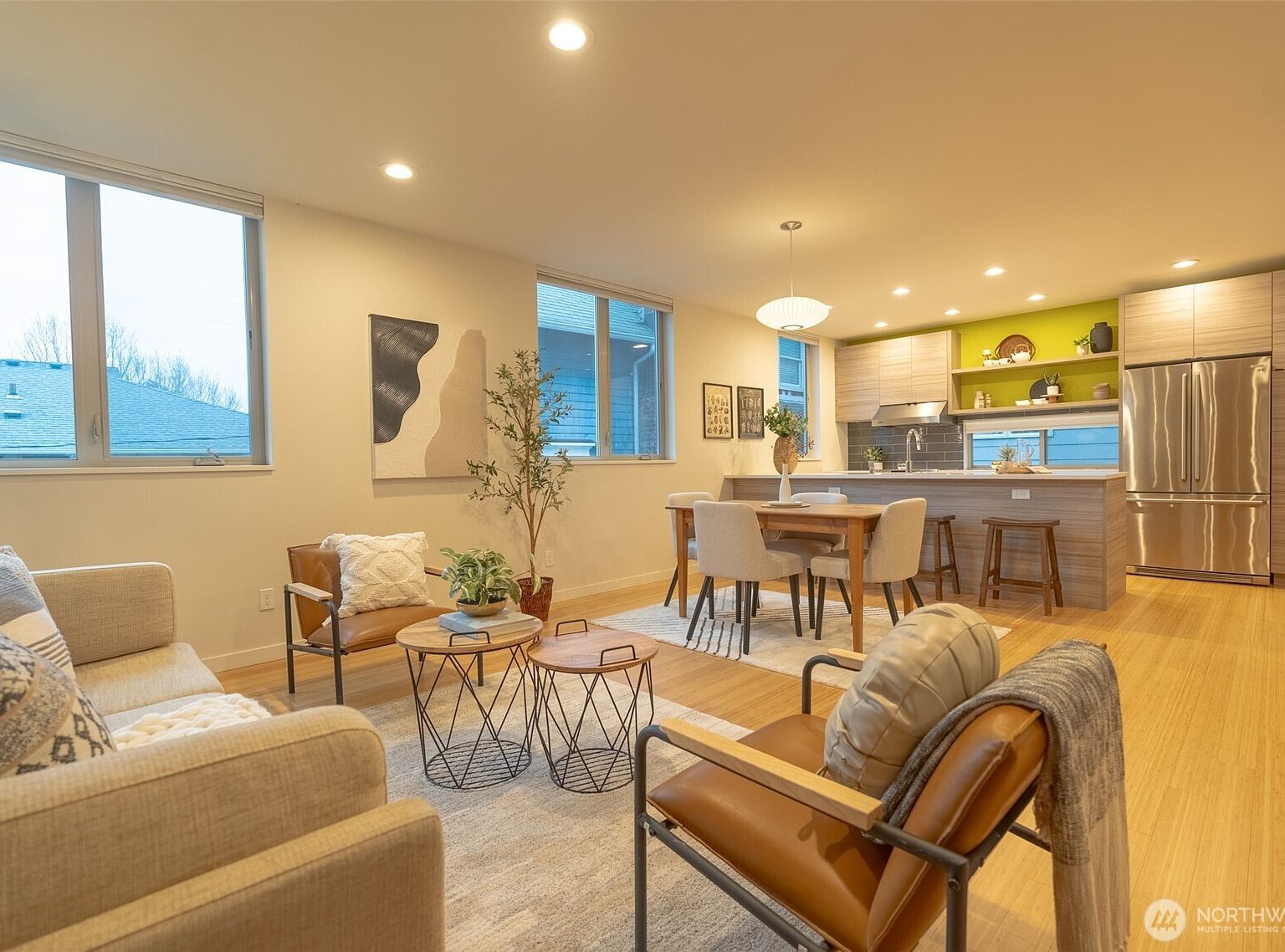 4413 Meridian Ave N Seattle, WA 98103 - Thumbnail 3