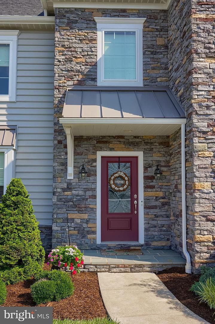 429 E Delp Rd Lancaster, PA 17601 - Thumbnail 3