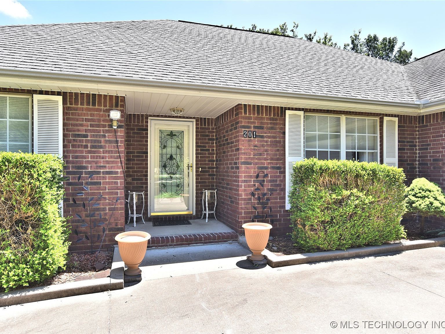 201 N Coo Y Yah St Pryor, OK 74361 - Thumbnail 3