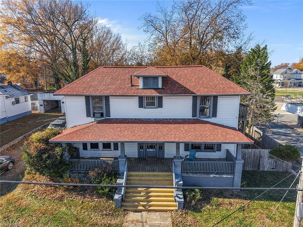 122 N Main St Reidsville, NC 27320 - Thumbnail 3