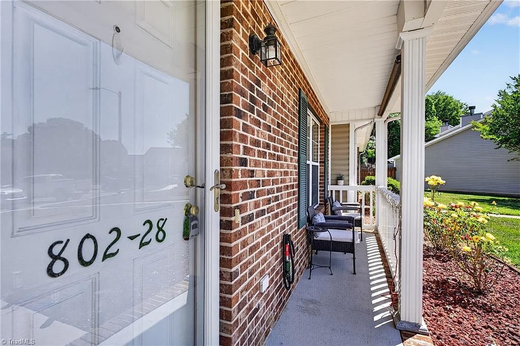 802 Remount Ct Unit 28 Greensboro, NC 27409 - Thumbnail 3