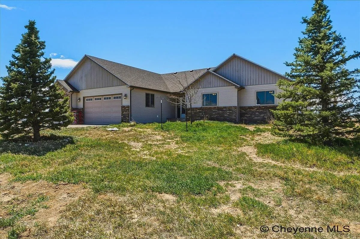 1153 Verlan Way Cheyenne, WY 82001 - Thumbnail 3