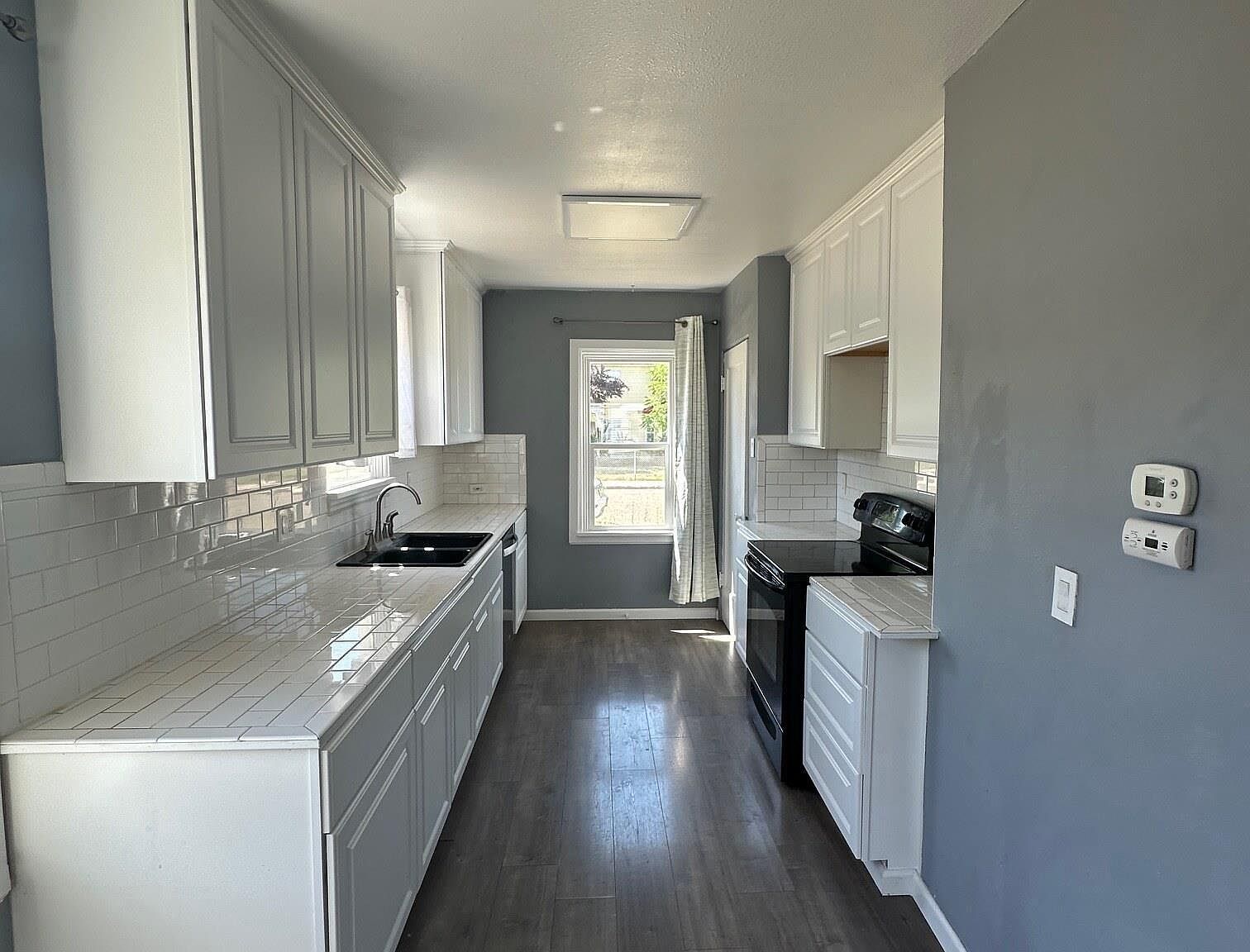 787 SW 3rd St Ontario, OR 97914 - Thumbnail 3