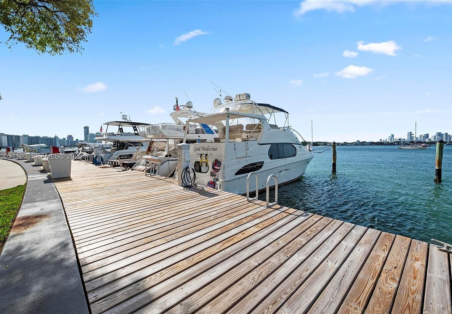 9 Island Ave APT 610 Miami Beach, FL 33139 - Thumbnail 3