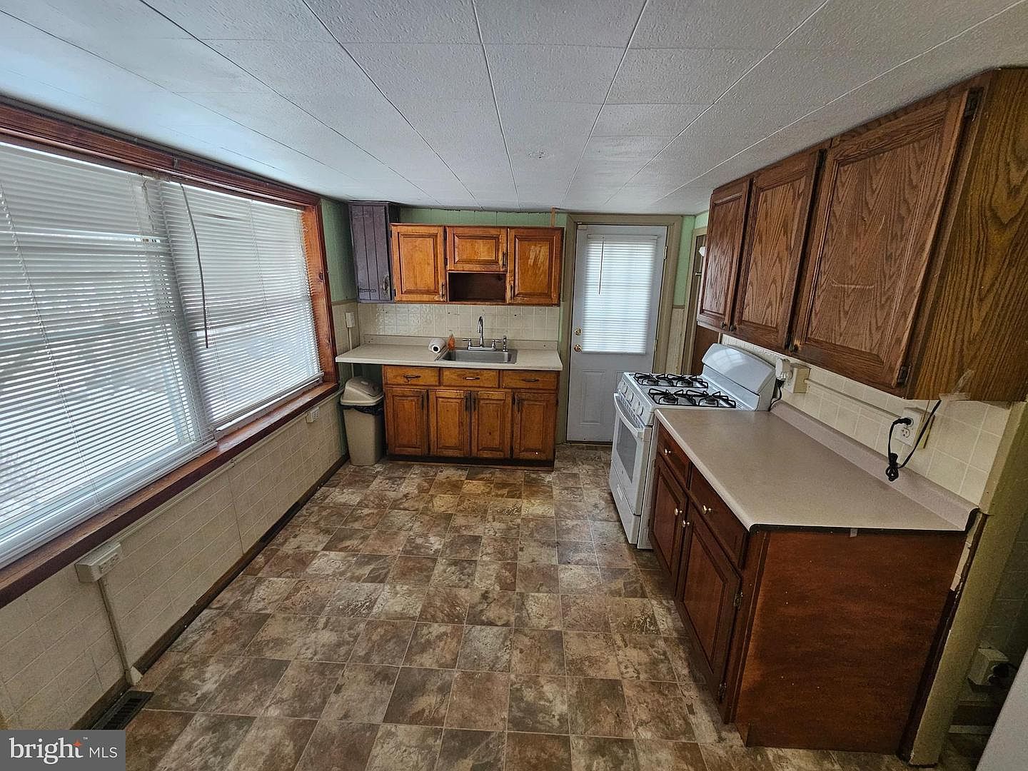 746 Wagontown Rd Coatesville, PA 19320 - Thumbnail 3