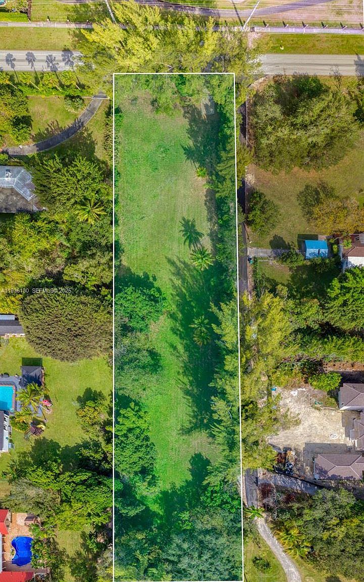 9840 SW 104th St Miami, FL 33176 - Thumbnail 3