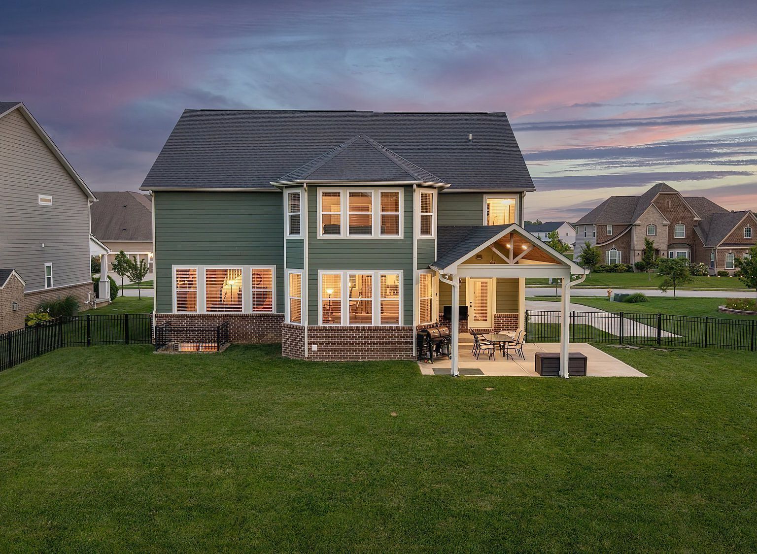 16338 Portage Trail Ln Fortville, IN 46040 - Thumbnail 3