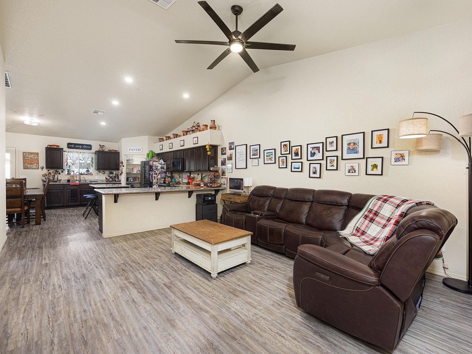 7316 E 39th Pl Yuma, AZ 85365 - Thumbnail 3