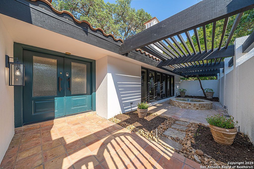 320 Mustang Cir Hollywood Park, TX 78232 - Thumbnail 3