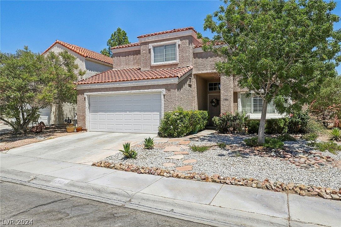 3324 Canyon Lake Dr Las Vegas, NV 89117 - Thumbnail 3