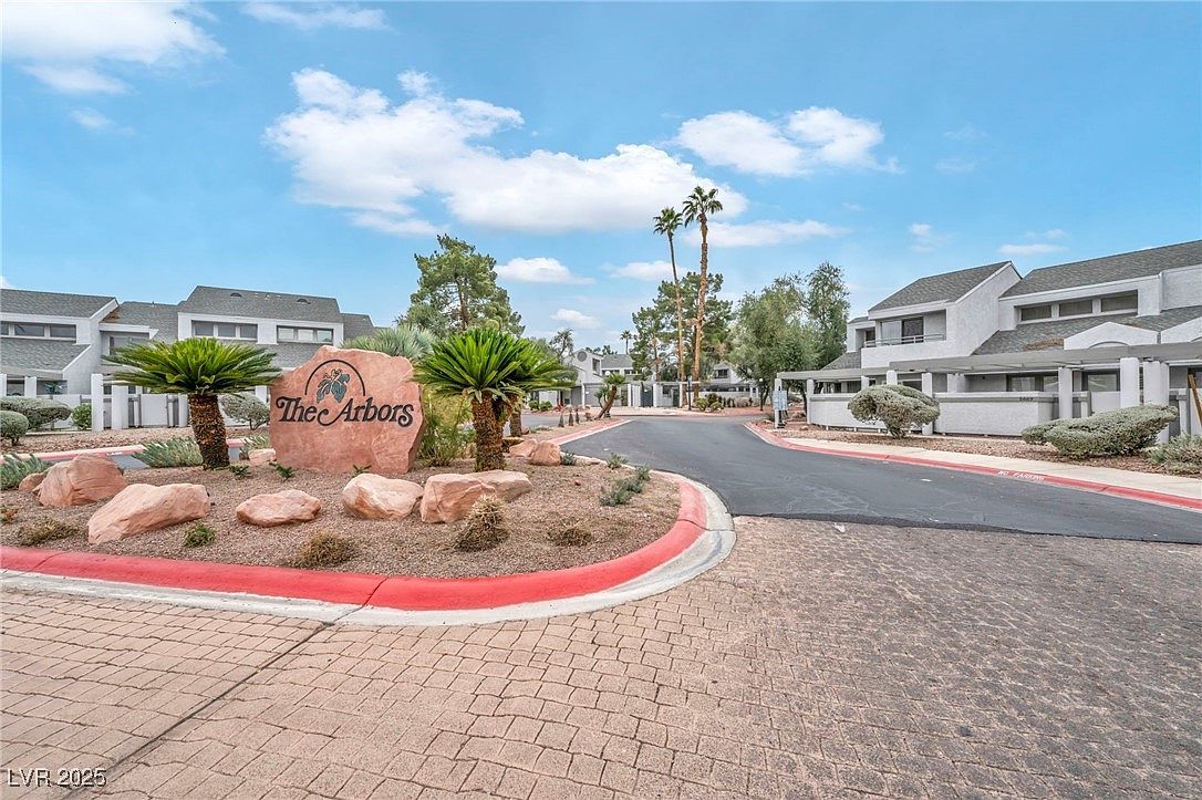 5670 Vineyard Ln Las Vegas, NV 89110 - Thumbnail 3