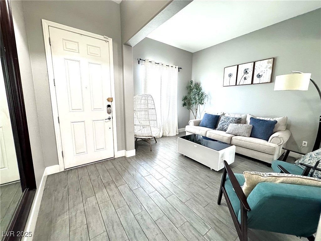 7643 Harmony Peak St Las Vegas, NV 89166 - Thumbnail 3