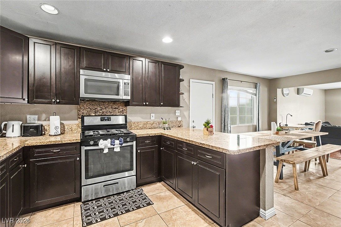 3136 Crawford St North Las Vegas, NV 89030 - Thumbnail 3