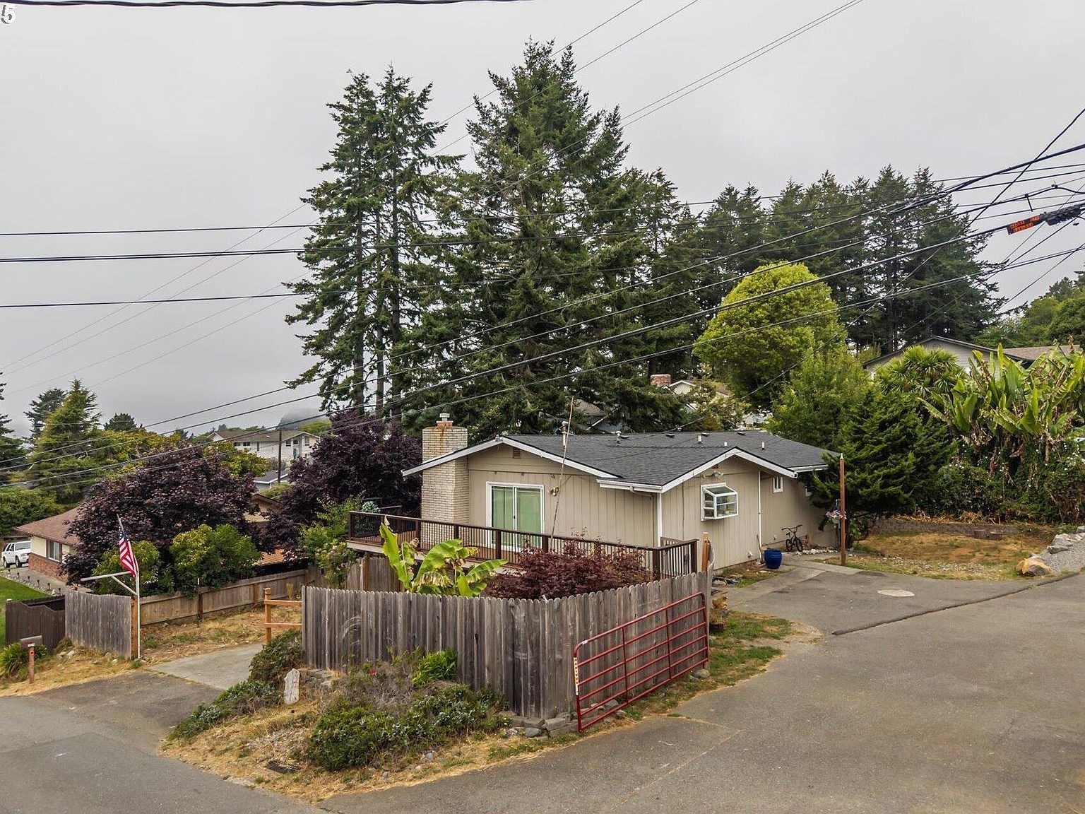 1214 Ransom Ave Brookings, OR 97415 - Thumbnail 3