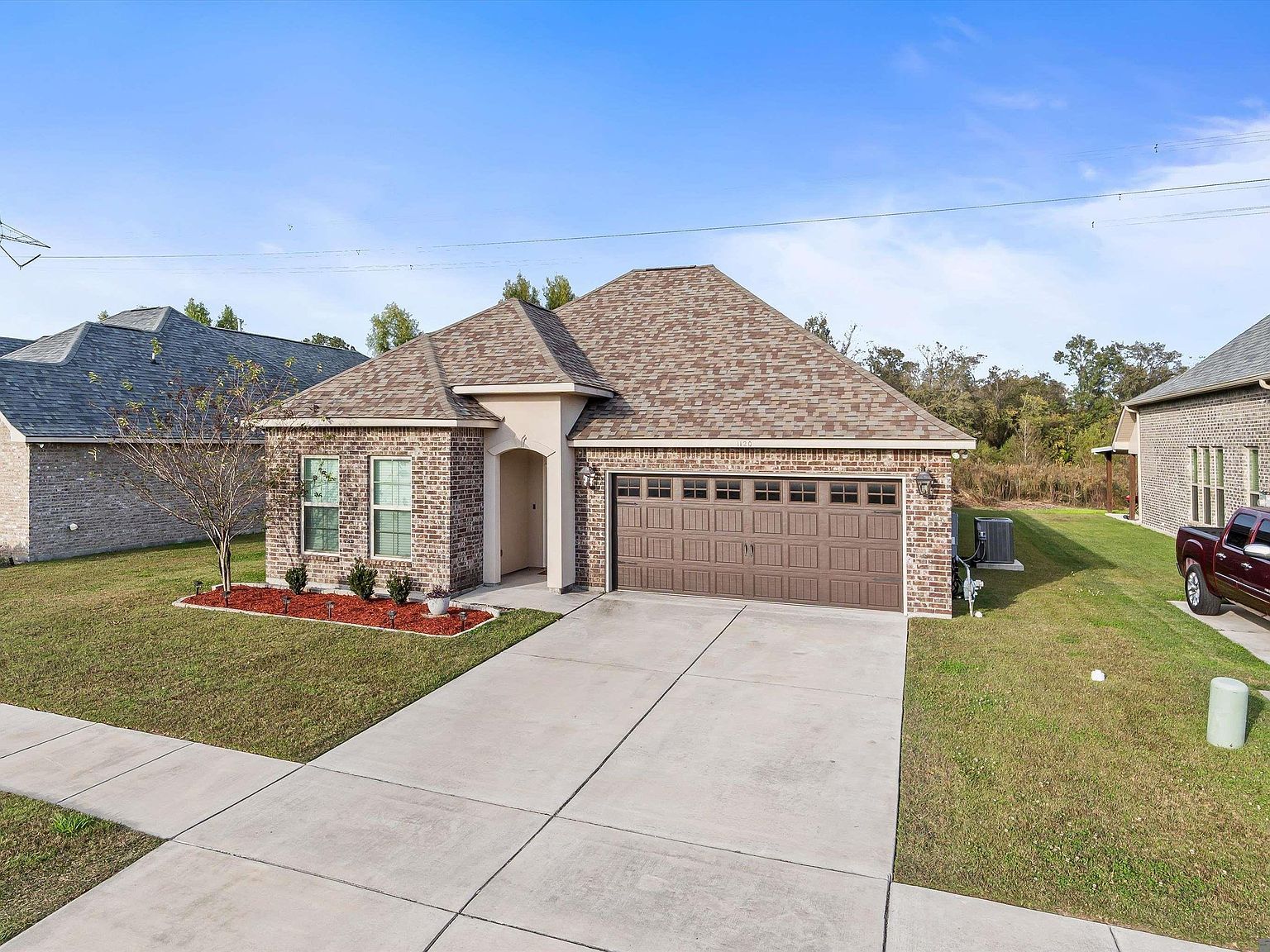 1120 Lakehaven Dr Gonzales, LA 70737 - Thumbnail 3