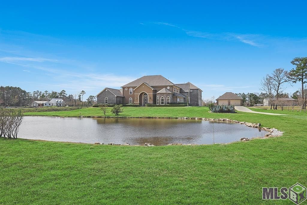 15185 Lalonde Ln Gonzales, LA 70737 - Thumbnail 3