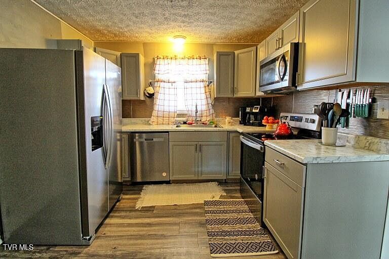 10955 Middle Wallens Creek Rd Jonesville, VA 24263 - Thumbnail 3