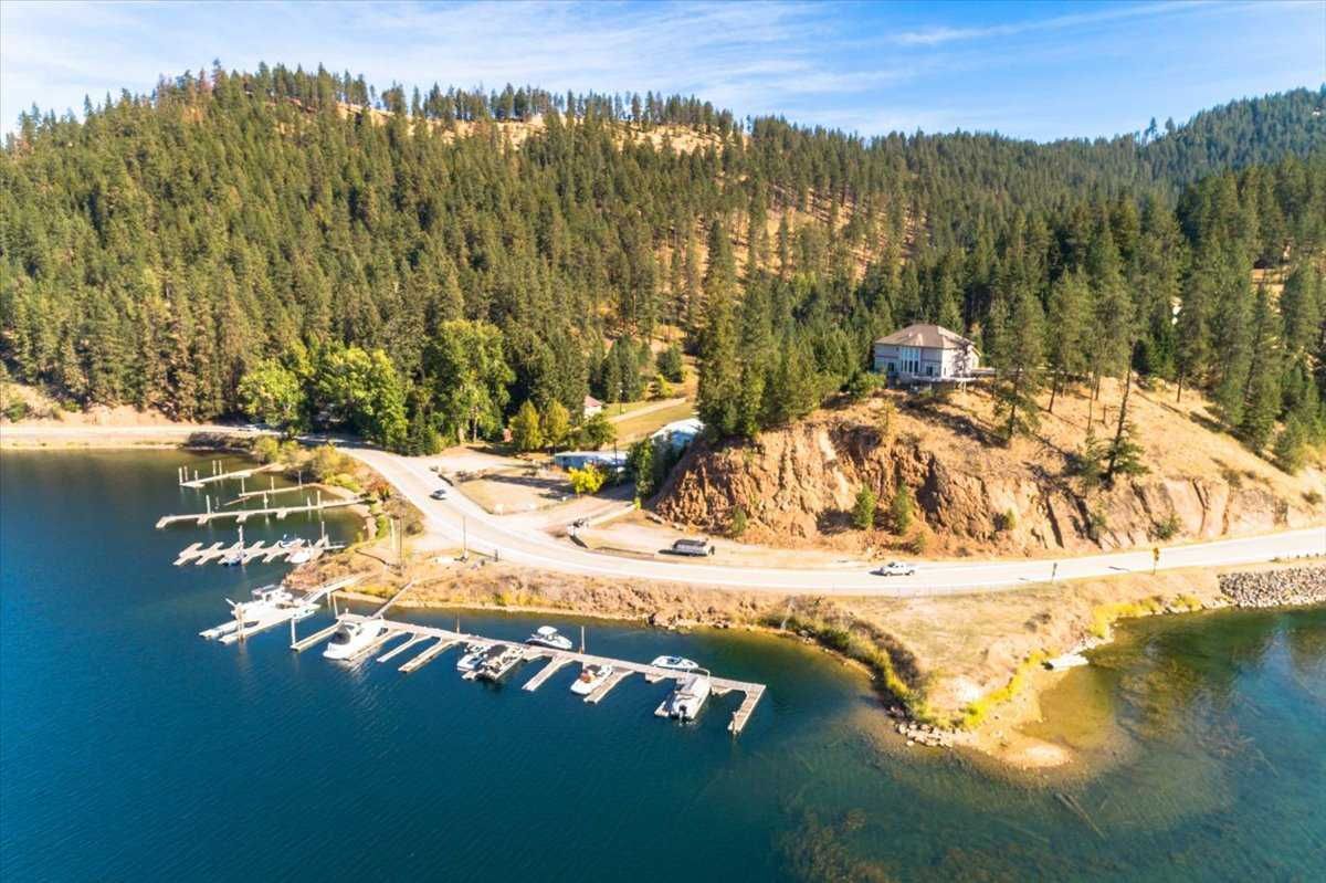 8049 E Beauty Bay Dr, Coeur d'Alene, ID, USA, 83814 - Thumbnail 3