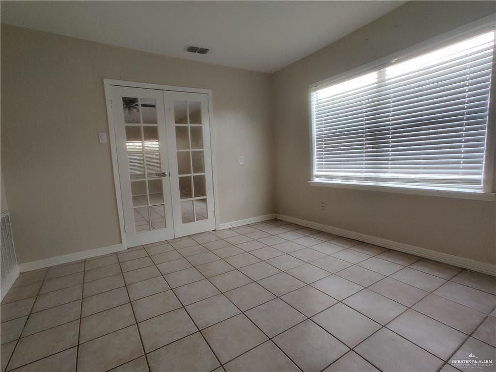 110 Grace Ave Weslaco, TX 78596 - Thumbnail 3