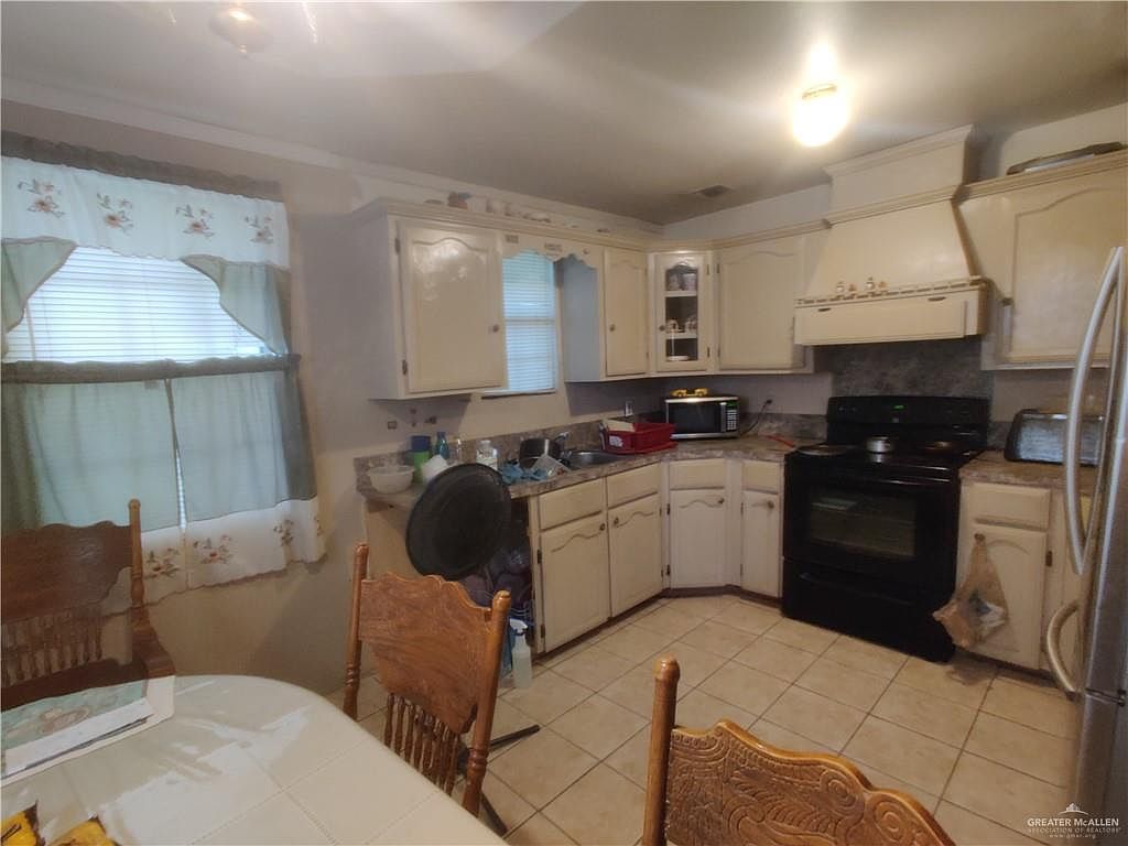 627 Guadalupe St San Juan, TX 78589 - Thumbnail 3