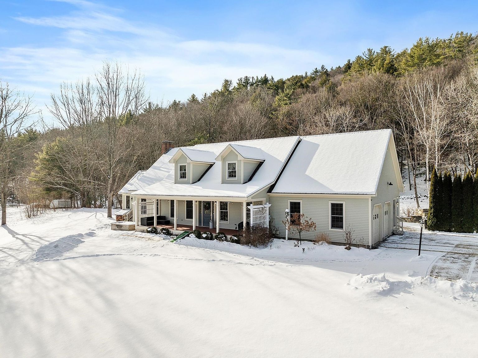 692 Old Walpole Rd Surry, NH 03431 - Thumbnail 3