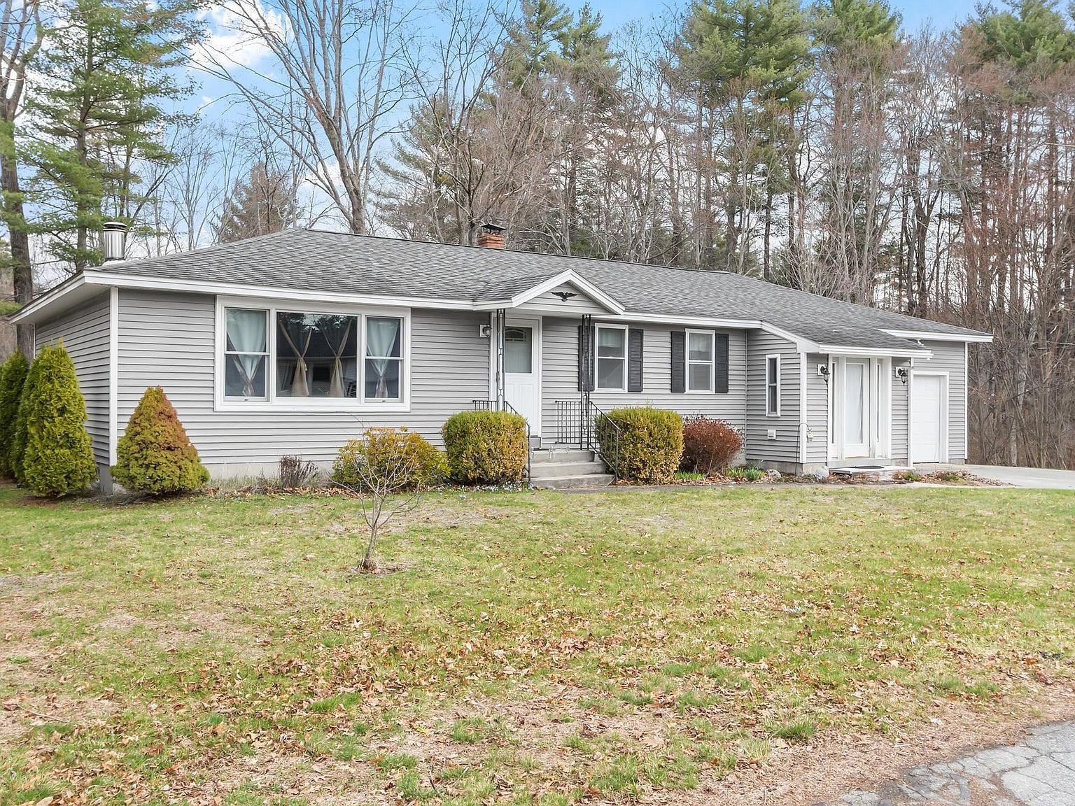 22 Marguerite St Keene, NH 03431 - Thumbnail 3